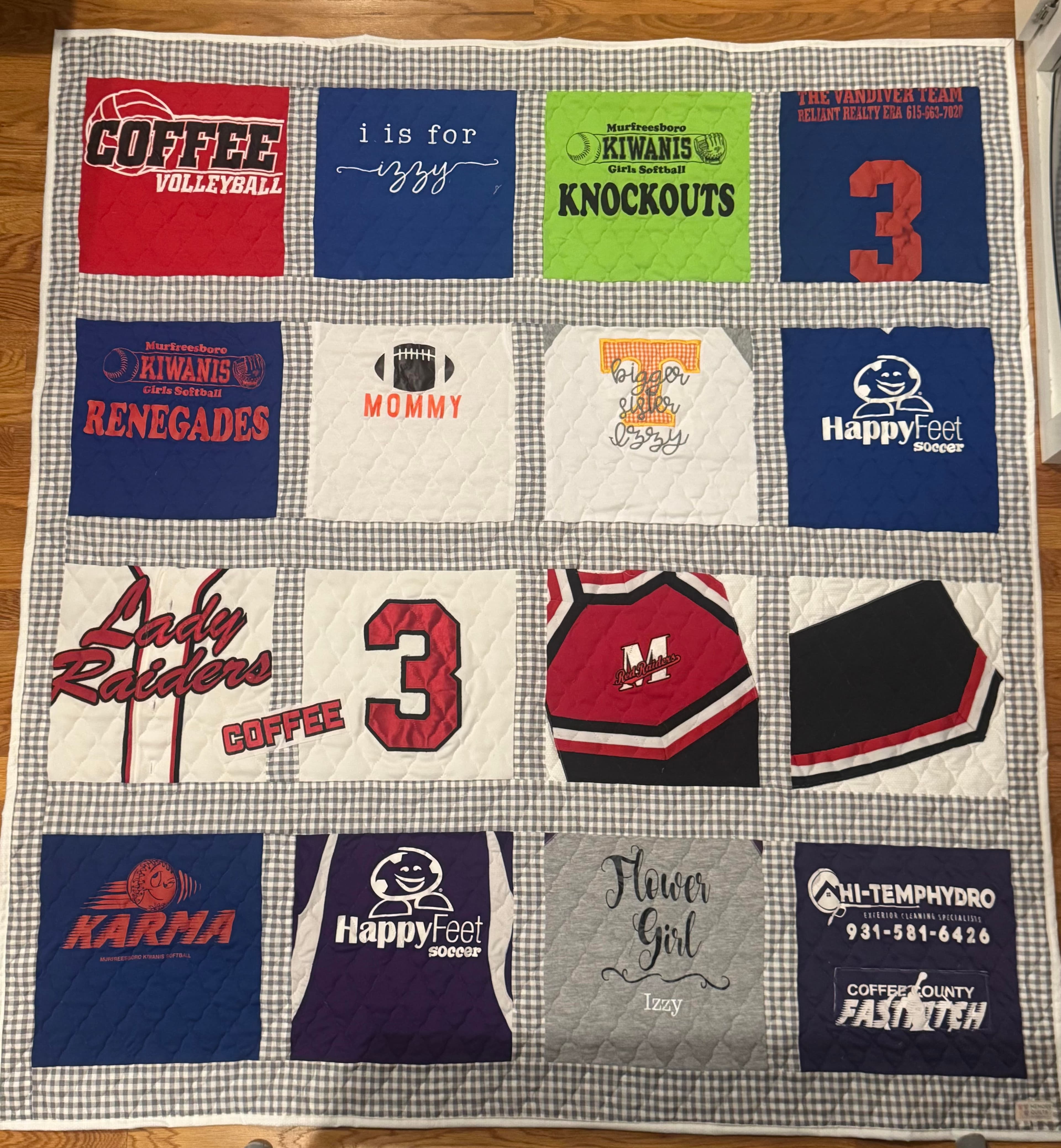 Single Frame quilt example — 4 × 4 — 16 Shirts