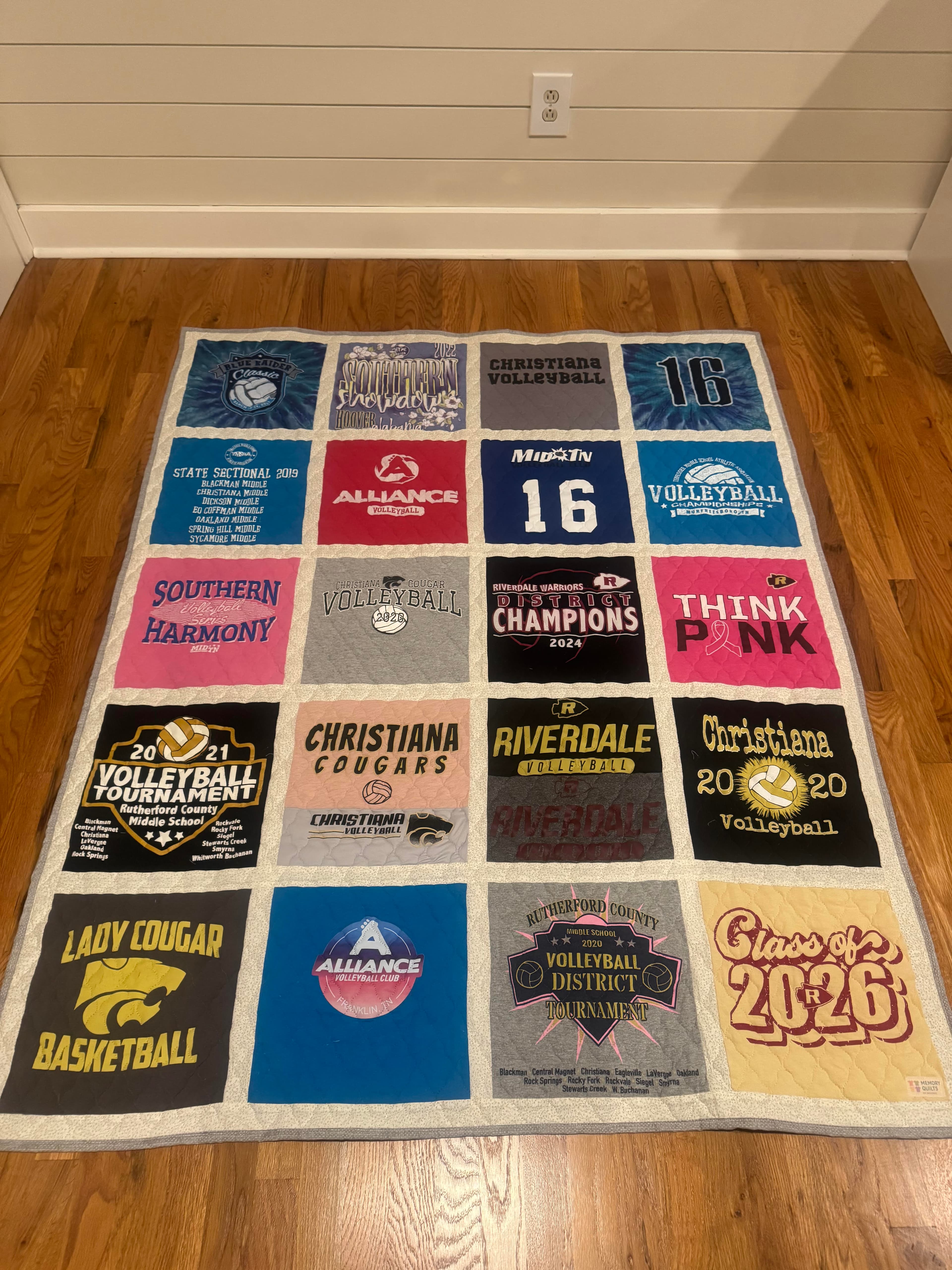 Single Frame quilt example — 4 × 5 — 20 Shirts