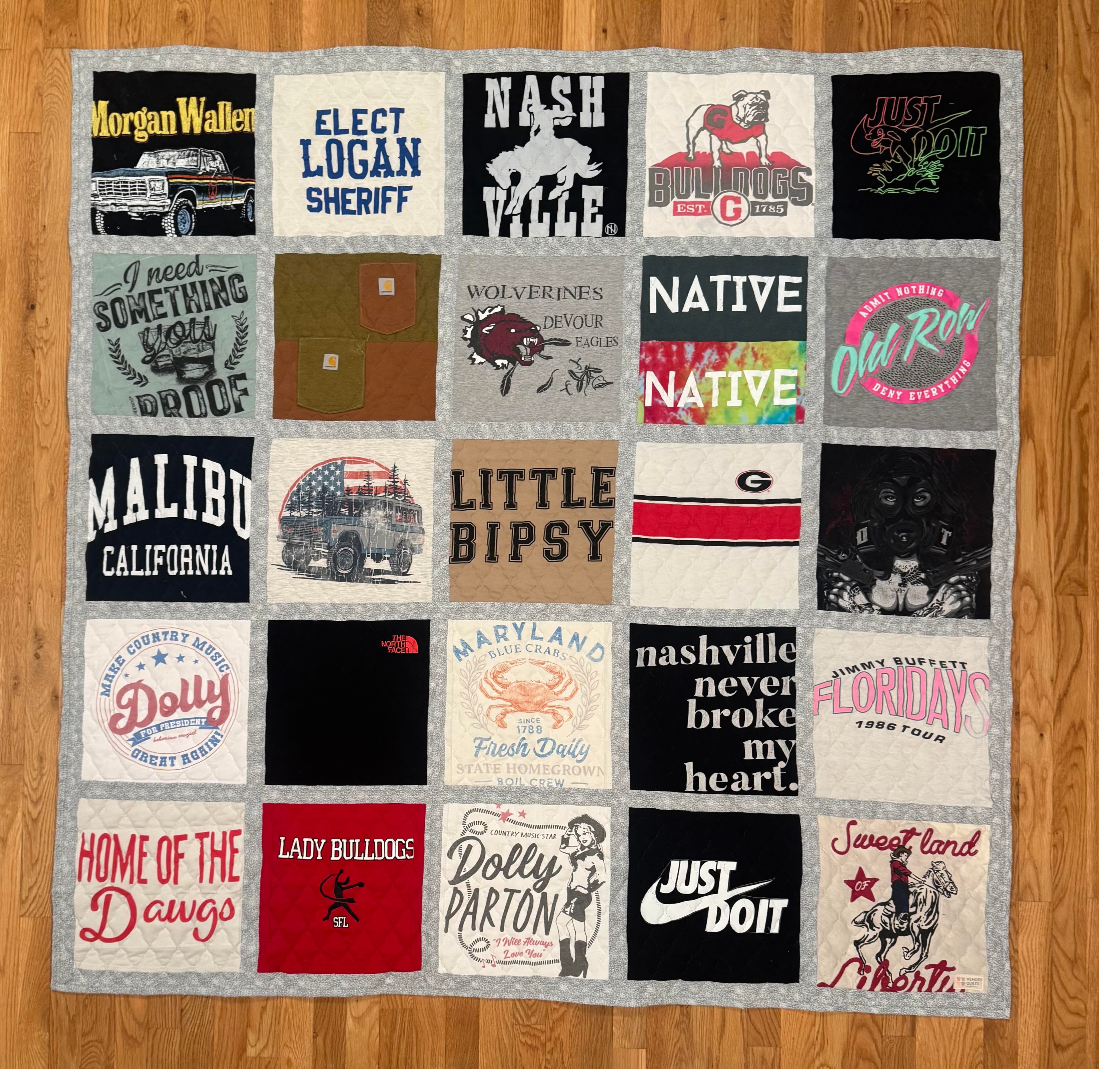 Single Frame quilt example — 5 × 5 — 25 Shirts
