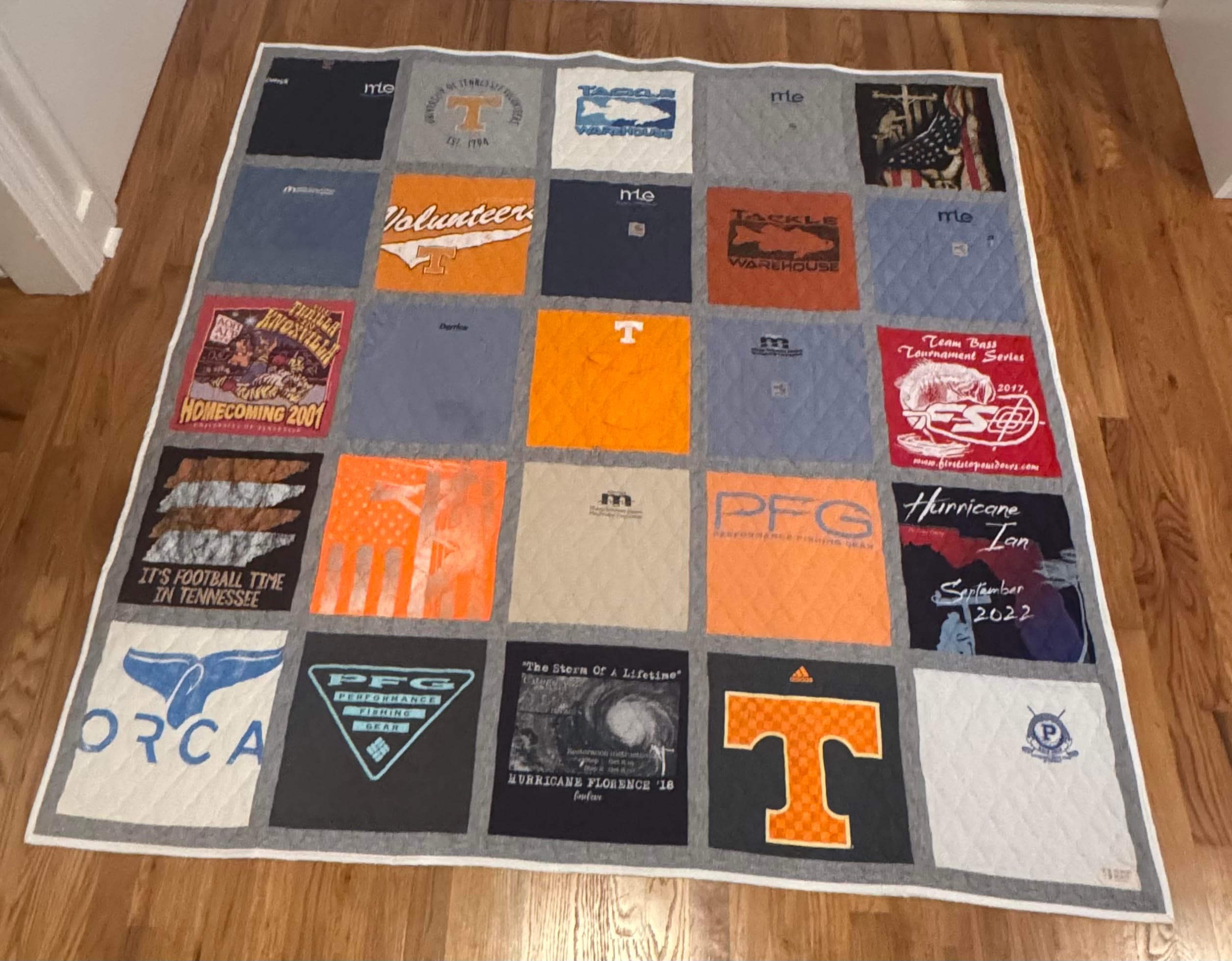 Single Frame quilt example — 5 × 5 — 25 Shirts